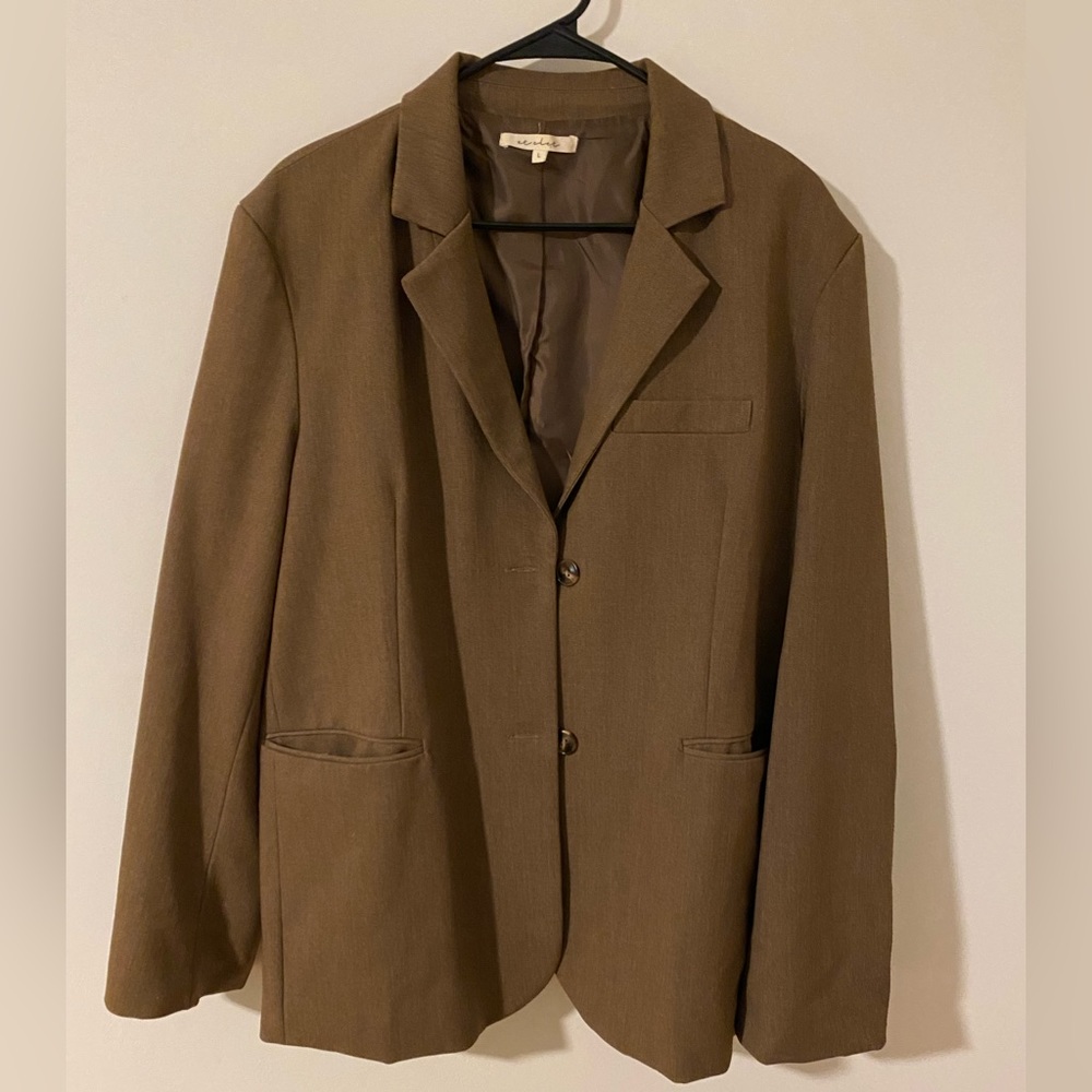 Oversized beige/brown blazer